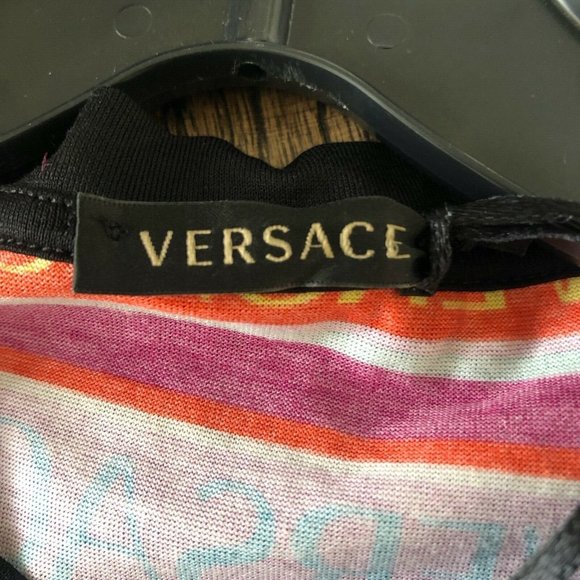 Authentic Versace Multicolor Logo T-Shirt Designer 42 MSRP $695 NEW w/ TAGS - Picture 6 of 10